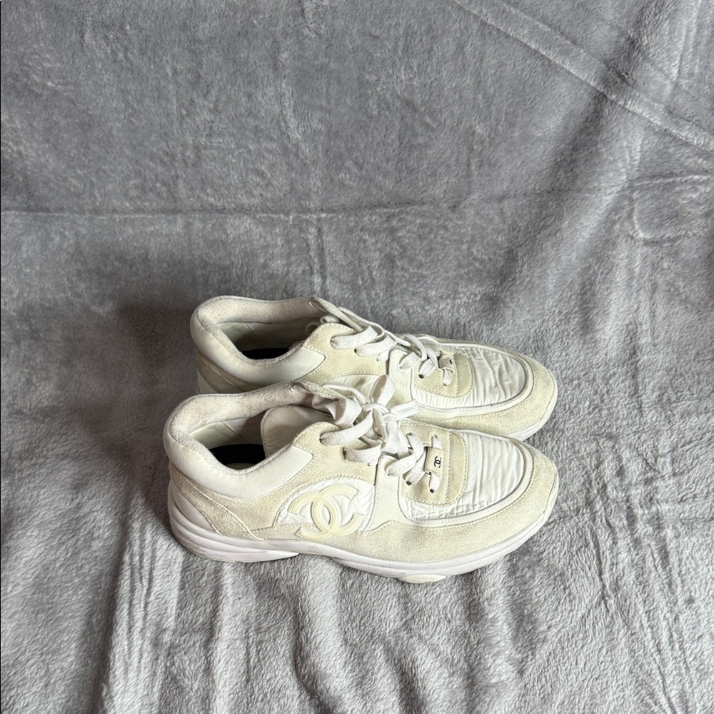 CHANEL White Sneakers